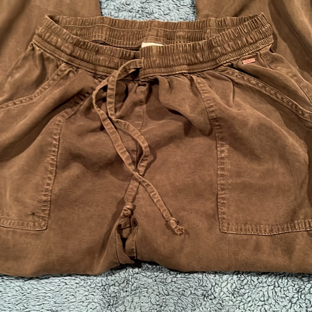 Pink VS Joggers - Picture 3 of 6